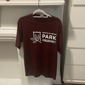 Brooklyn Bridge Park Conservancy Maroon T-Shirt soccer ⚽️